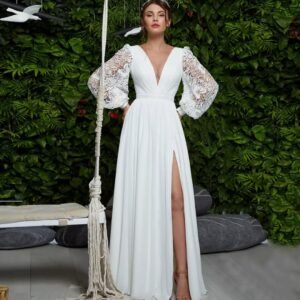 Vestido elegante con abertura para novia