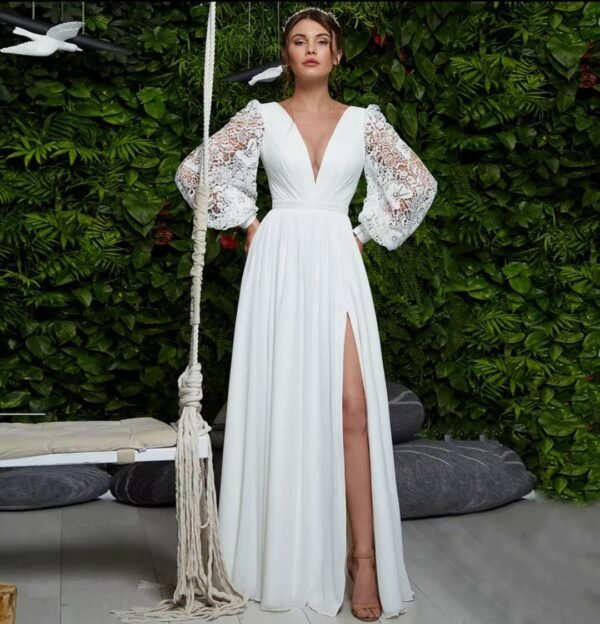 Vestido elegante con abertura para novia